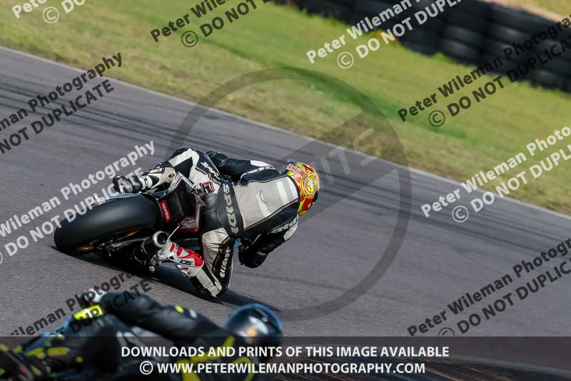 PJM Photography;anglesey no limits trackday;anglesey photographs;anglesey trackday photographs;enduro digital images;event digital images;eventdigitalimages;no limits trackdays;peter wileman photography;racing digital images;trac mon;trackday digital images;trackday photos;ty croes